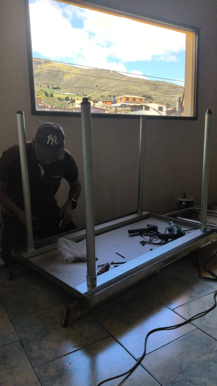Building the space, a mountain through the window